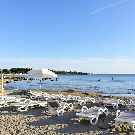 Apartments With A Parking Space Zambratija, Umag - 7059 Zambratija (Istria) Exterior foto